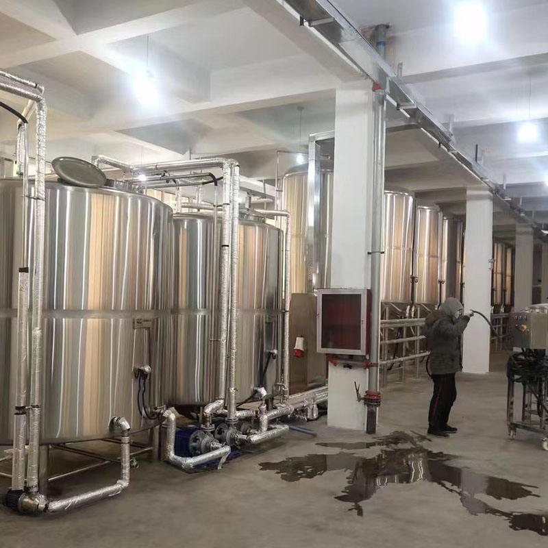 高明精酿啤酒设备